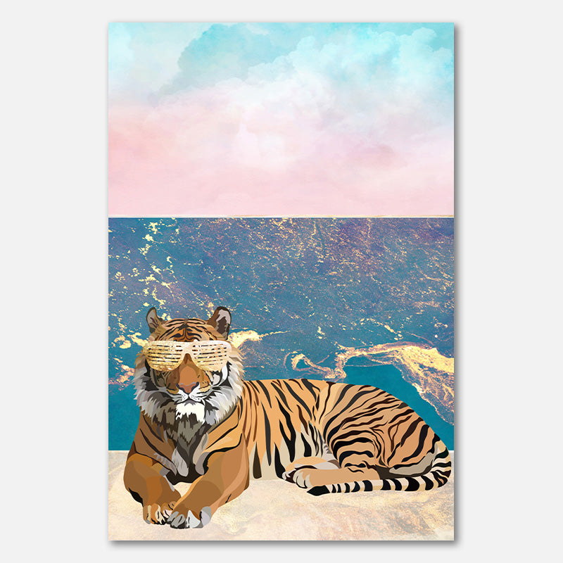 Tiger, der am Strand liegt