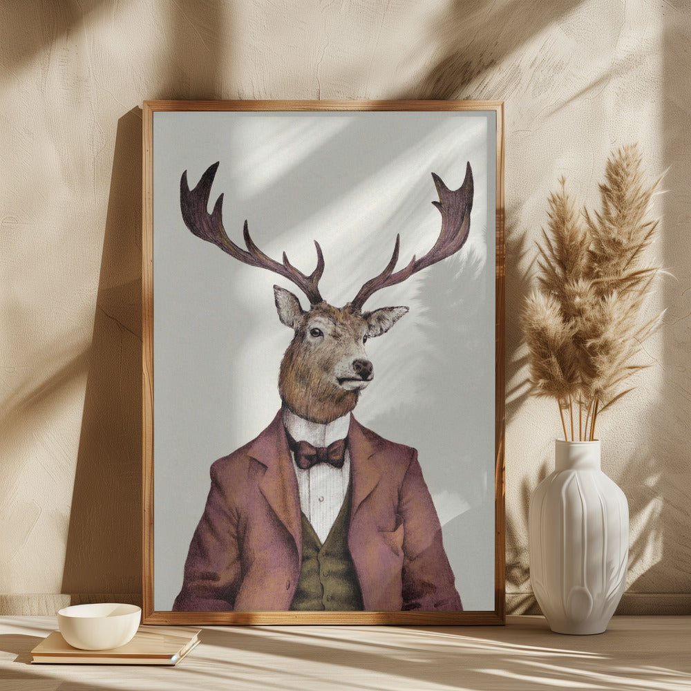 Ein Reh mit menschlicher Kleidung—trägt