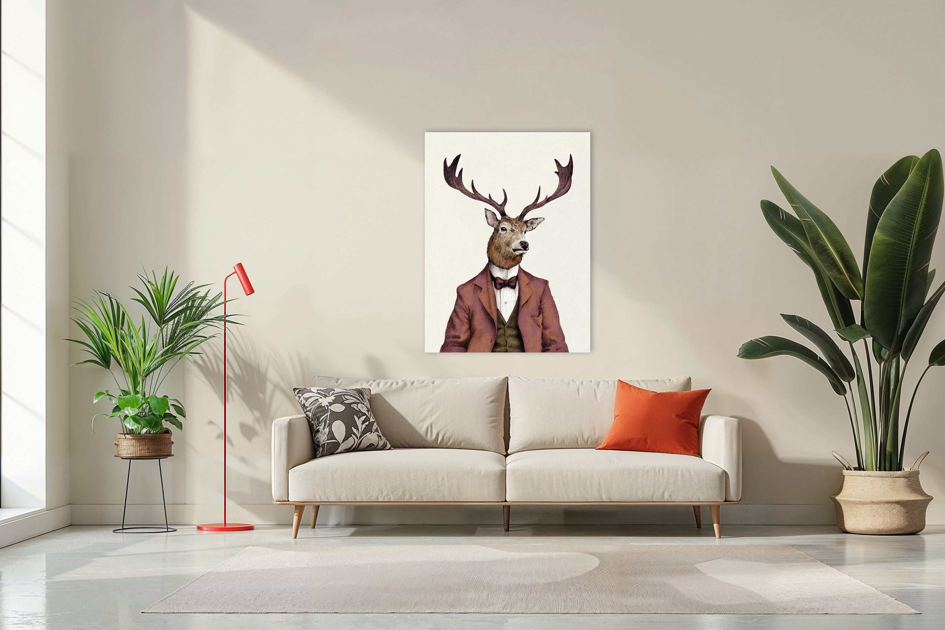 Ein Reh mit menschlicher Kleidung—trägt