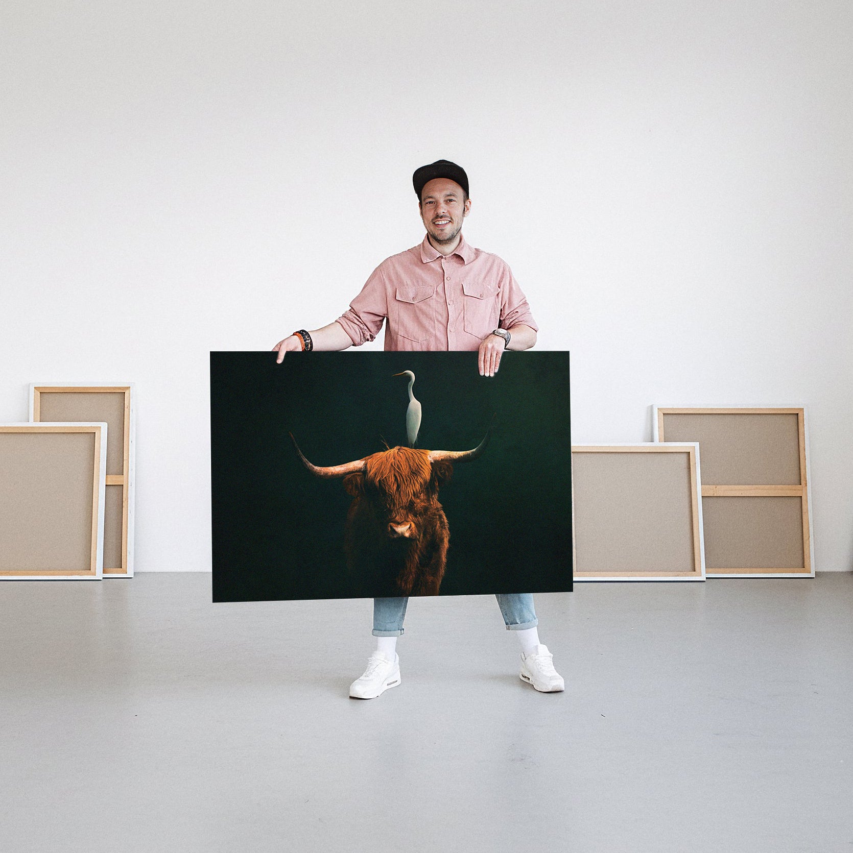 Highland Cow with Heron LS EU