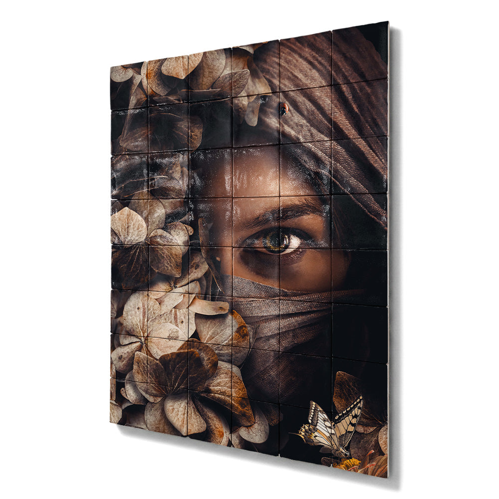 Tegel Tableau Scarfed Woman
